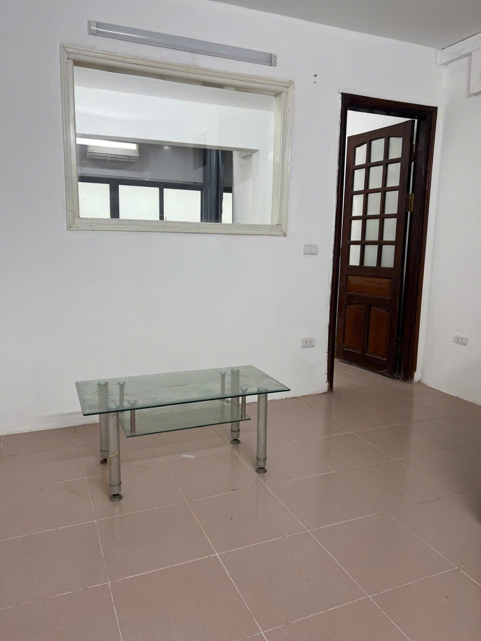 Cho thuê nhà Tập thể tầng 5 Giải Phóng 55m2, 2 ngủ, 7 Triệu - Ảnh 2